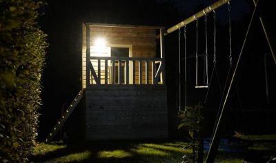 Projecteur mural extérieur anthracite avec détecteur de présence à led : Modèle Curtis Sensor plus